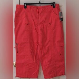 Style & Co pink Cargo capris.
